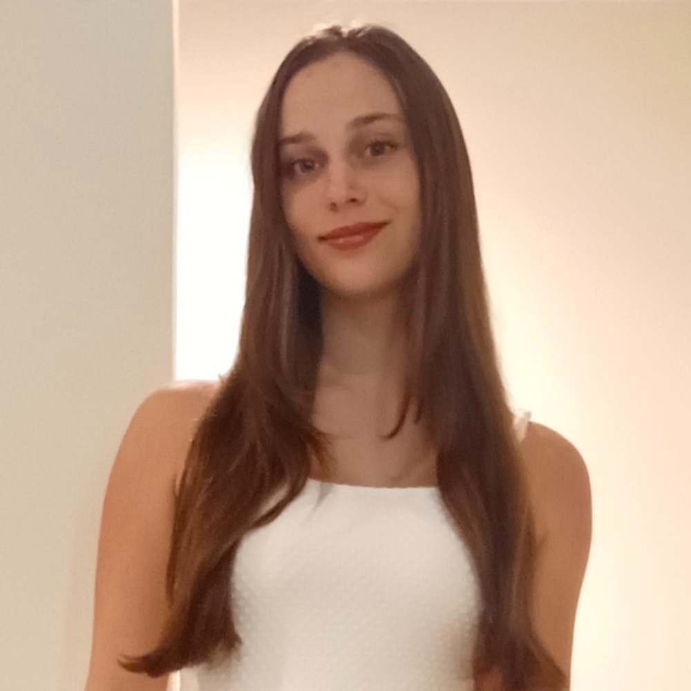 Meet your Posher, Ella